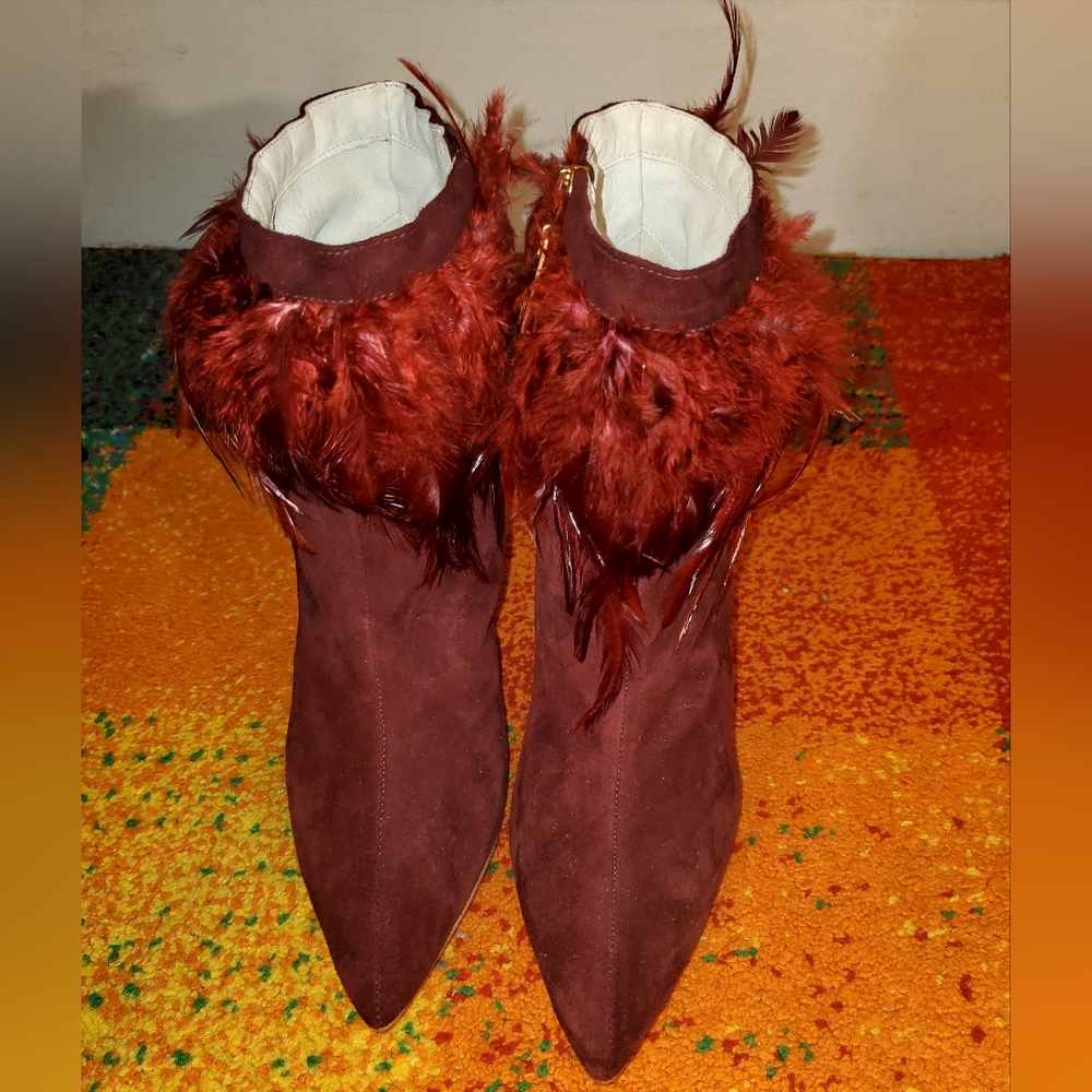 Racy Feather trim leather/suede booties